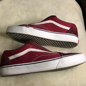 Vans UltraCush, burgundy, Size 9.5 Men